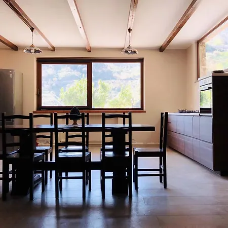 Casa Ziretto * カステルモーラ
